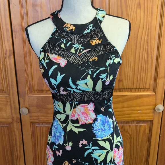 Emerald Sundae Black Maxi Dress Sleeveless Floral Design S CC219 - Picture 2 of 8